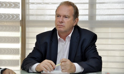Após reunião do Comitê de Crise para Prevenção da Covid-19, o governador Mauro Carlesse assinou o Decreto nº 6.086, que será publicado na edição do Diário Oficial do Estado (DOE) desta quarta, 22
