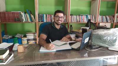 O professor de Biologia do ensino regular e do terceiro ciclo da Educação de Jovens e Adultos, Welledes Moreno Aguiar, destacou a importância da experiência O professor de Biologia do ensino regular e do terceiro ciclo da Educação de Jovens e Adultos, Welledes Moreno Aguiar, destacou a importância da experiência