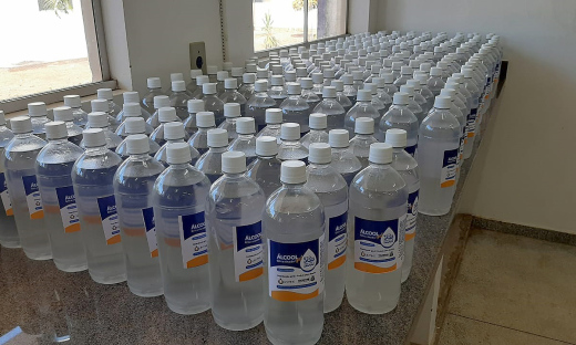 Produção foi realizada nos laboratórios da universidade e o produto será distribuído em todas as unidades da instituição