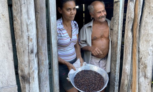 A família de Benedita Pereira, que é conhecida na região de Santa Fé do Araguaia pelo delicioso café