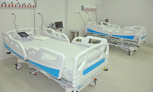 Hospital conta com 60 leitos clínicos e 10 de UTI