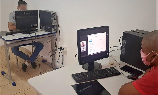 As atividades dos cursos são ministradas seguindo todos os protocolos de prevenção à Covid-19 