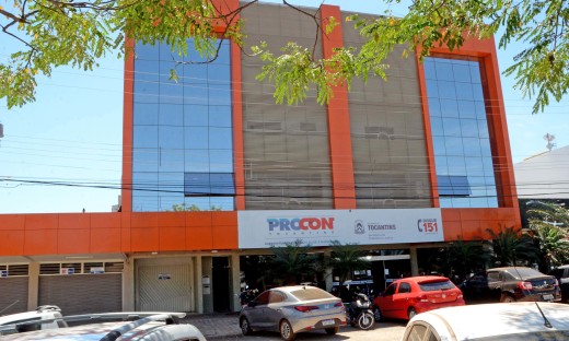 Dados foram coletados em cinco estabelecimentos comerciais, em Palmas