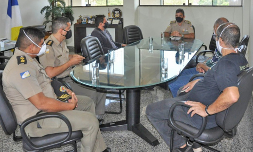Representantes da PM e da Justiça Eleitoral alinham ações de segurança para eleições municipais Representantes da PM e da Justiça Eleitoral alinham ações de segurança para eleições municipais