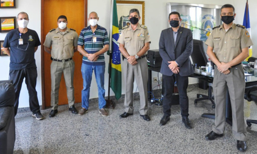 Comitiva do TRE visitou Quartel da PM Comitiva do TRE visitou Quartel da PM