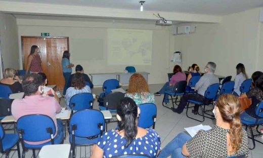 Na reunião, foi apresentado, aos servidores da SES, o Plano Estadual da Poliomielite e do Plano de Contingência do Sarampo
