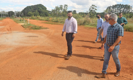 Thiago Dourado, Aleandro Lacerda e equipe técnica fizeram visita, nessa quinta-feira, 26, no local da Agrotins