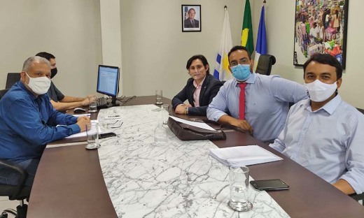 Secretário firma parceria institucional na divulgação de curso do CRA-TO