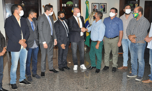 Em reunião com os prefeitos eleitos, o governador Carlesse e vice Wanderlei Barbosa reforçaram que a Gestão Estadual quer ser parceira de todos os municípios