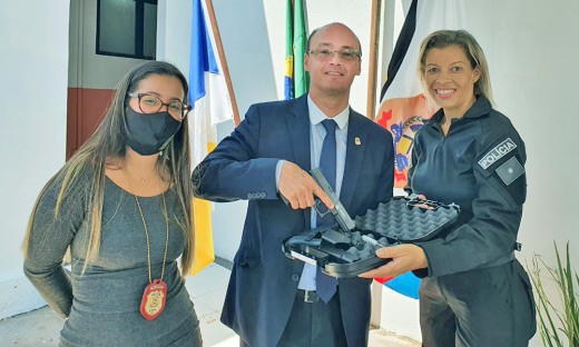 Secretaria inicia a entrega das 272 pistolas glock por Araguaína 