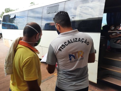 Fiscais da ATR seguem com trabalho constante nos terminais rodoviários e atendimento à denúncias Fiscais da ATR seguem com trabalho constante nos terminais rodoviários e atendimento à denúncias