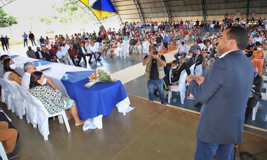 Também foram empossados os nove vereadores eleitos para o Legislativo de Novo Acordo, cerimônia contou com a participação de autoridades e cidadãos novoacordenses