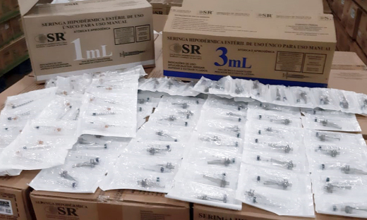 Estado possui estoque de seringas necessárias para iniciar a vacinação contra Covid-19 