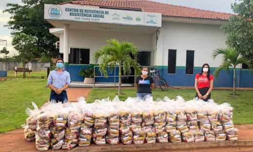 Em Palmeiras do Tocantins as cestas atenderão as famílias cadastradas no Centro de Referência
