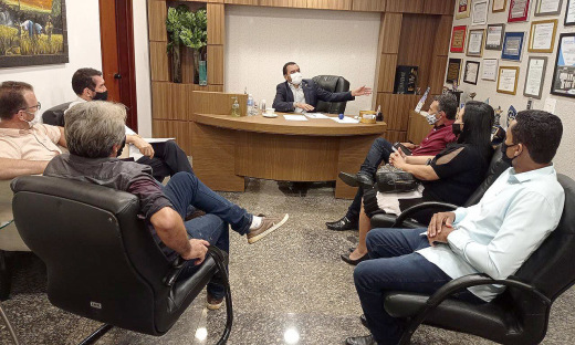 Vice-governador do Tocantins Wanderlei Barbosa se reuniu com prefeitos, vereadores, empresários e representantes de entidades