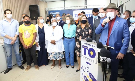 O governador Mauro Carlesse agradeceu a equipe da Secretaria da Saúde e lembrou das dificuldades enfrentadas com o advento da pandemia