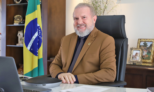 Durante a posse do novo presidente do TJTO, Governador Carlesse ressaltou a contribuição do judiciário para o desenvolvimento do Tocantins