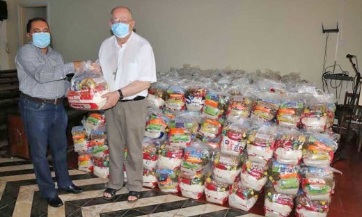 Diocese de Porto Nacional recebeu 500 kits de alimentos para entregar às famílias vulneráveis