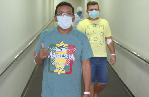 Após alta hospitalar, pacientes curados da Covid-19 retornam nesta terça-feira, 9, para Manaus 