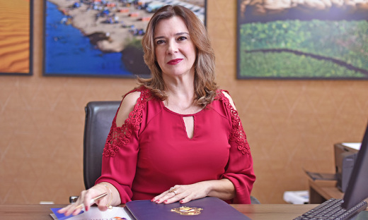 Presidente da Agência de Fomento, Denise Rocha