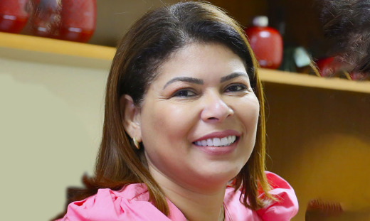A titular da Seduc, Adriana Aguiar, destacou o papel dos profissionais das unidades de ensino para o desenvolvimento das atividades educacionais