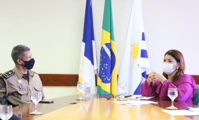 Titular da Seduc, Adriana Aguiar, e o comandante da Polícia Militar, Silva Neto Titular da Seduc, Adriana Aguiar, e o comandante da Polícia Militar, Silva Neto