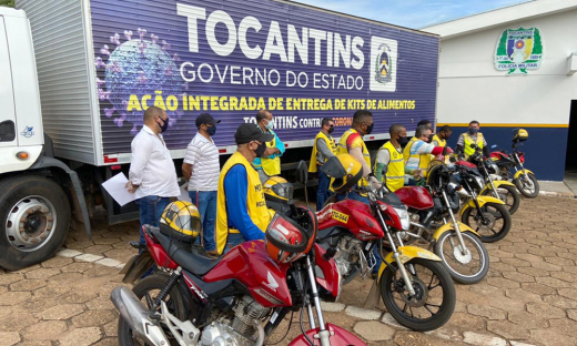 O Governo do Tocantins atendeu ainda mais 400 famílias, com entrega de kits de alimentos para mototáxistas, frentistas e entidades religiosa
