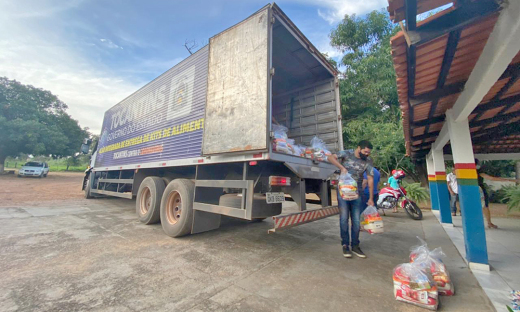 Governo do Tocantins atende 3. 530 famílias com entrega de cestas básicas nesta semana
