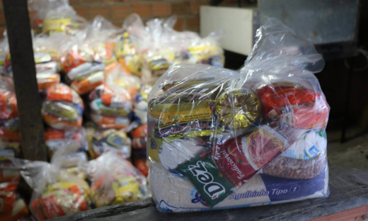 Além de Gurupi, outra frente de trabalho está atendendo 17 municípios com a entrega de 6.080 mil cestas básicas