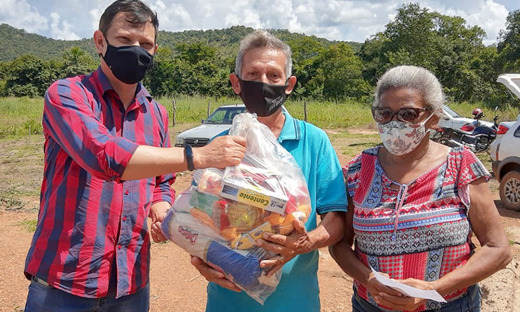 Famílias de assentados e quilombolas de Porto Nacional e região agradecem doações de alimentos  