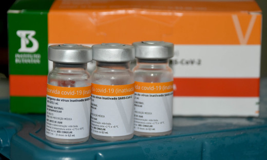 Sete mil doses da vacina CoronaVac chegarão ao Tocantins neste sábado, 15